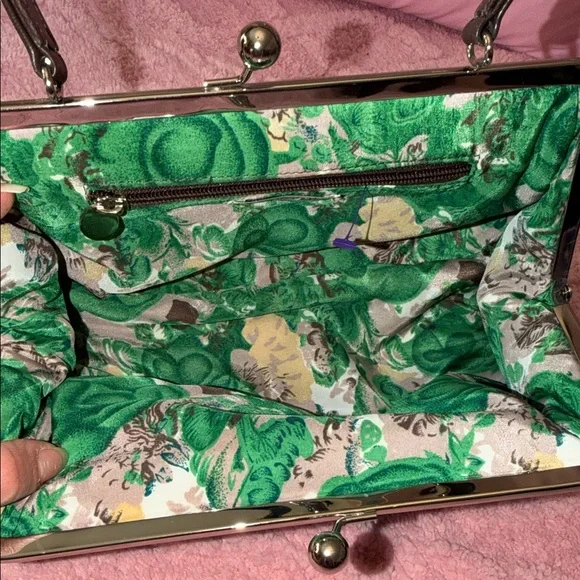 Glenda Gies Chic Black Floral Clutch - Picture 6 of 11